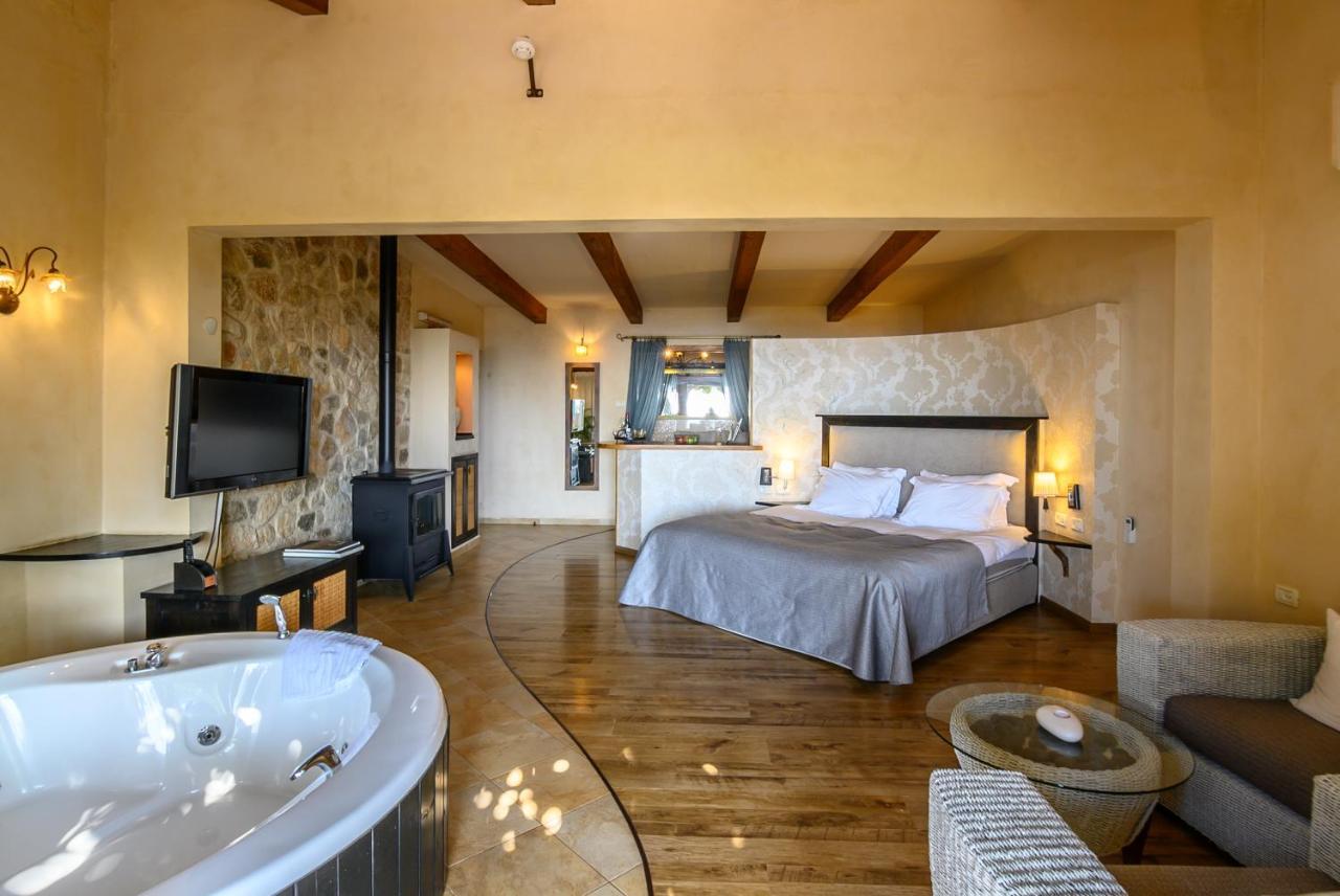 Cnaan Village Boutique Hotel & Spa Had Nes Ngoại thất bức ảnh