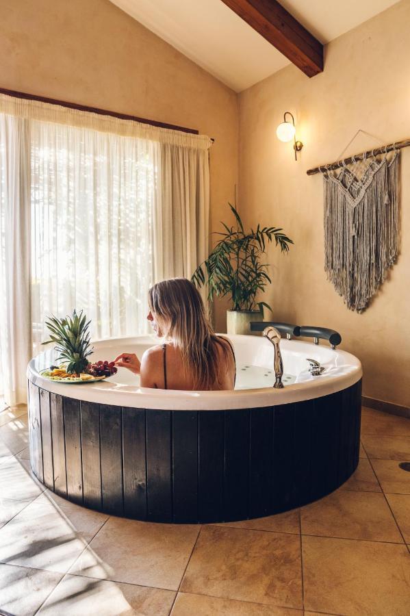 Cnaan Village Boutique Hotel & Spa Had Nes Ngoại thất bức ảnh